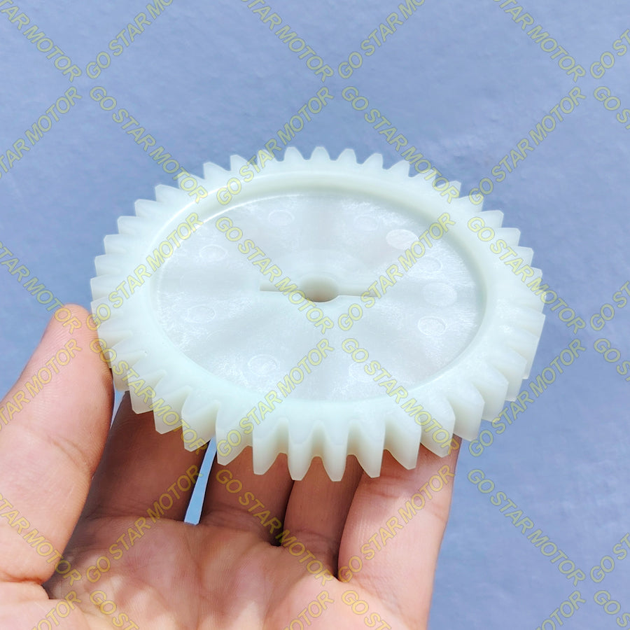 (YAMAHA GENUINE PARTS) WATER PUMP GEAR = YZF R25