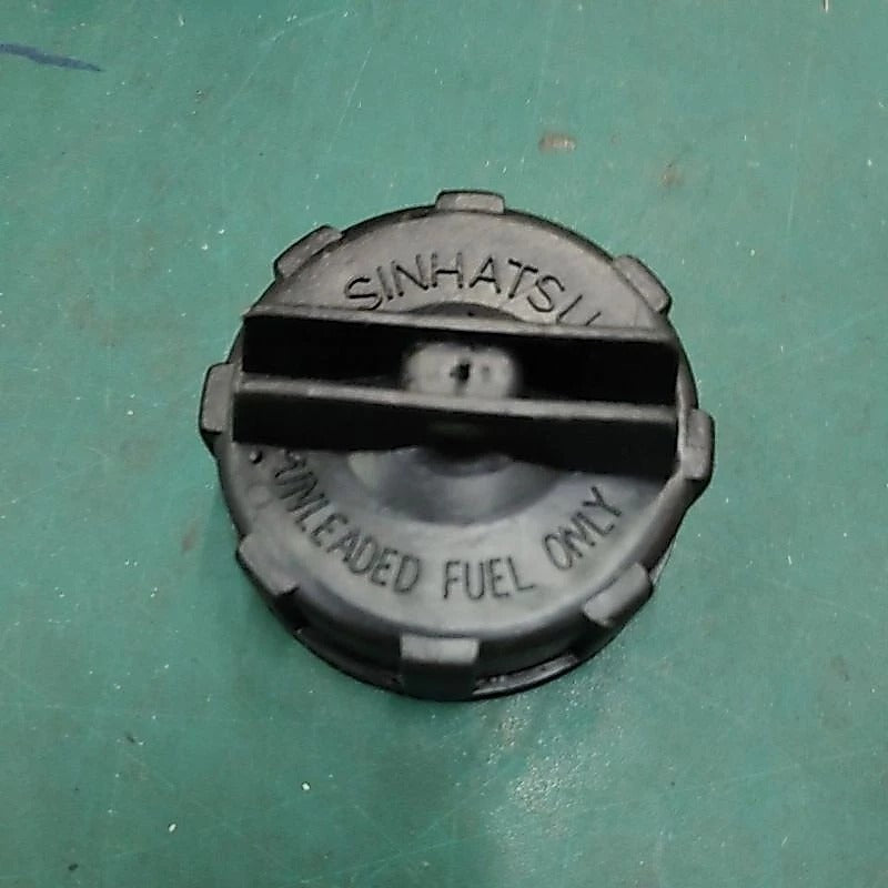 FUEL TANK CAP = SUZUKI V100